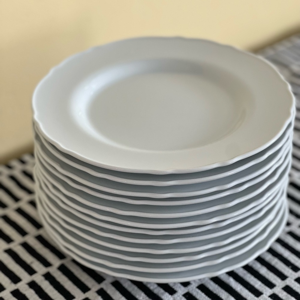 Ikea porcelains salad plates, new